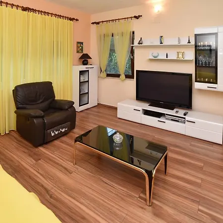 Enjoy Apartman